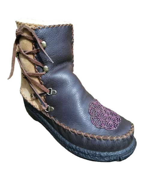 Native american 2025 boots uk