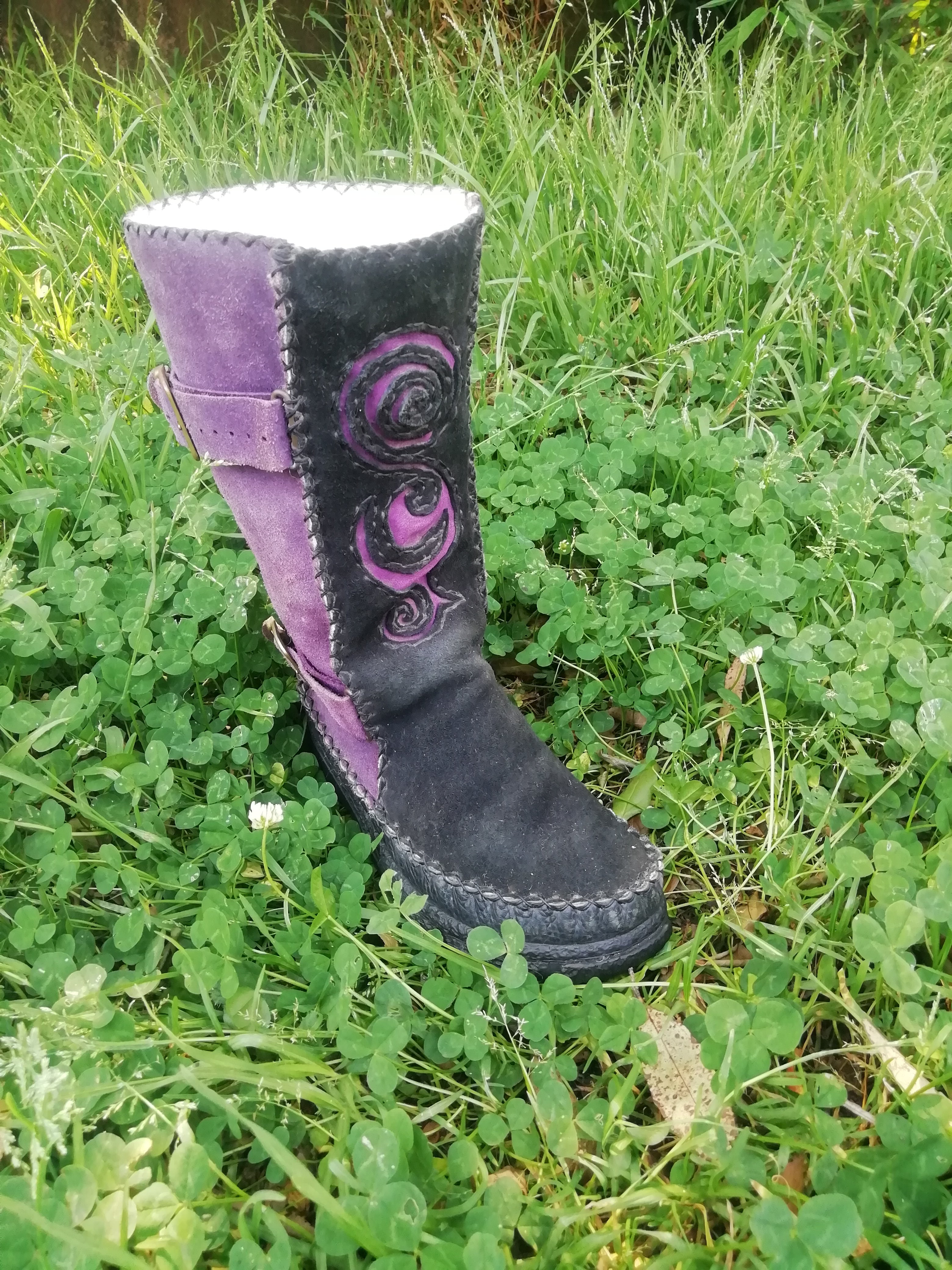 Black and purple suede high pull on boot with buckles and custom cutout (size 6 UK /eur 39)